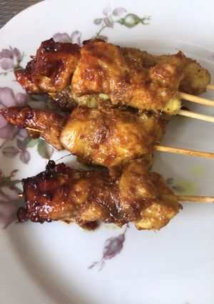 A picture of Chicken Satay.