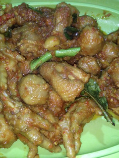 Foto resep Ceker,kepala ayam+pentol pedas