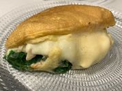 Una foto de souffle de espinacas