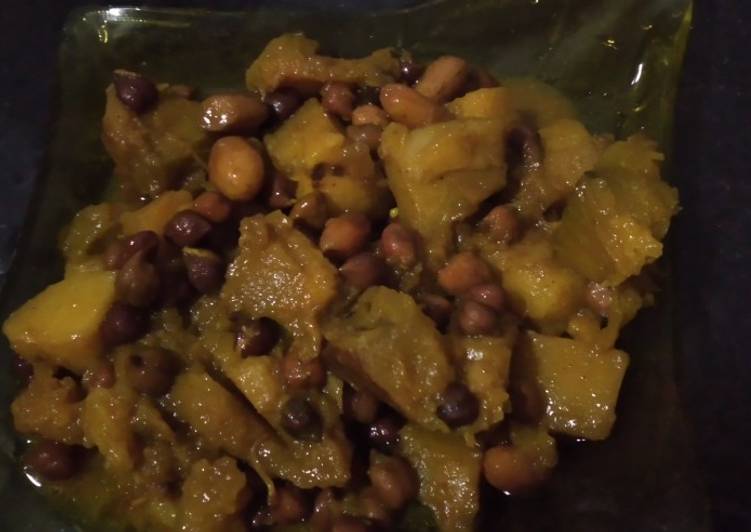 Recipe of Perfect Peanuts, chana,pumpkin curry