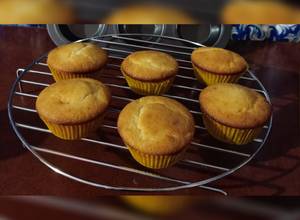 Eggless Vanilla Cupcake Recipe, How to Make Cup Cakes - Milkmaid