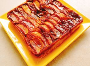 Una foto de Tarta invertida de manzana en el Flip de Essen