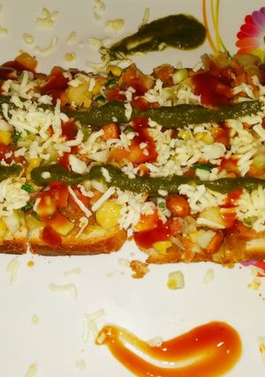 A picture of Bread chaat.