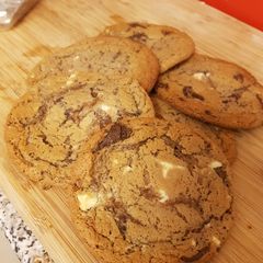 A picture of Double fudge cookies.