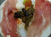 Una foto di bocconcini mozzarella