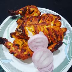 A picture of Whole chicken roast.