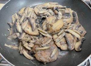 Foto di Scaloppine di seitan ai funghi 🍄 🇺🇦☮️🏳️‍🌈
