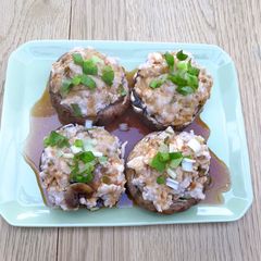A picture of Stuffed mushrooms.