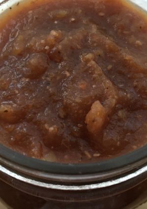 A picture of Easy Homemade Savoury Apple Chutney.