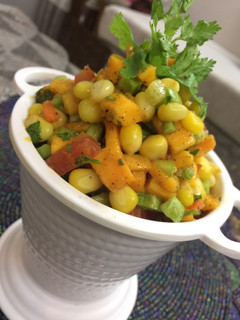 A picture of Sweet corn & mango salad.