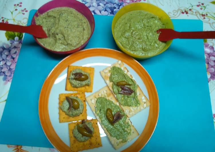 Pesto di zucchine rucola e basilico