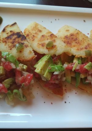 Foto principal de Arepas de queso con guacamole