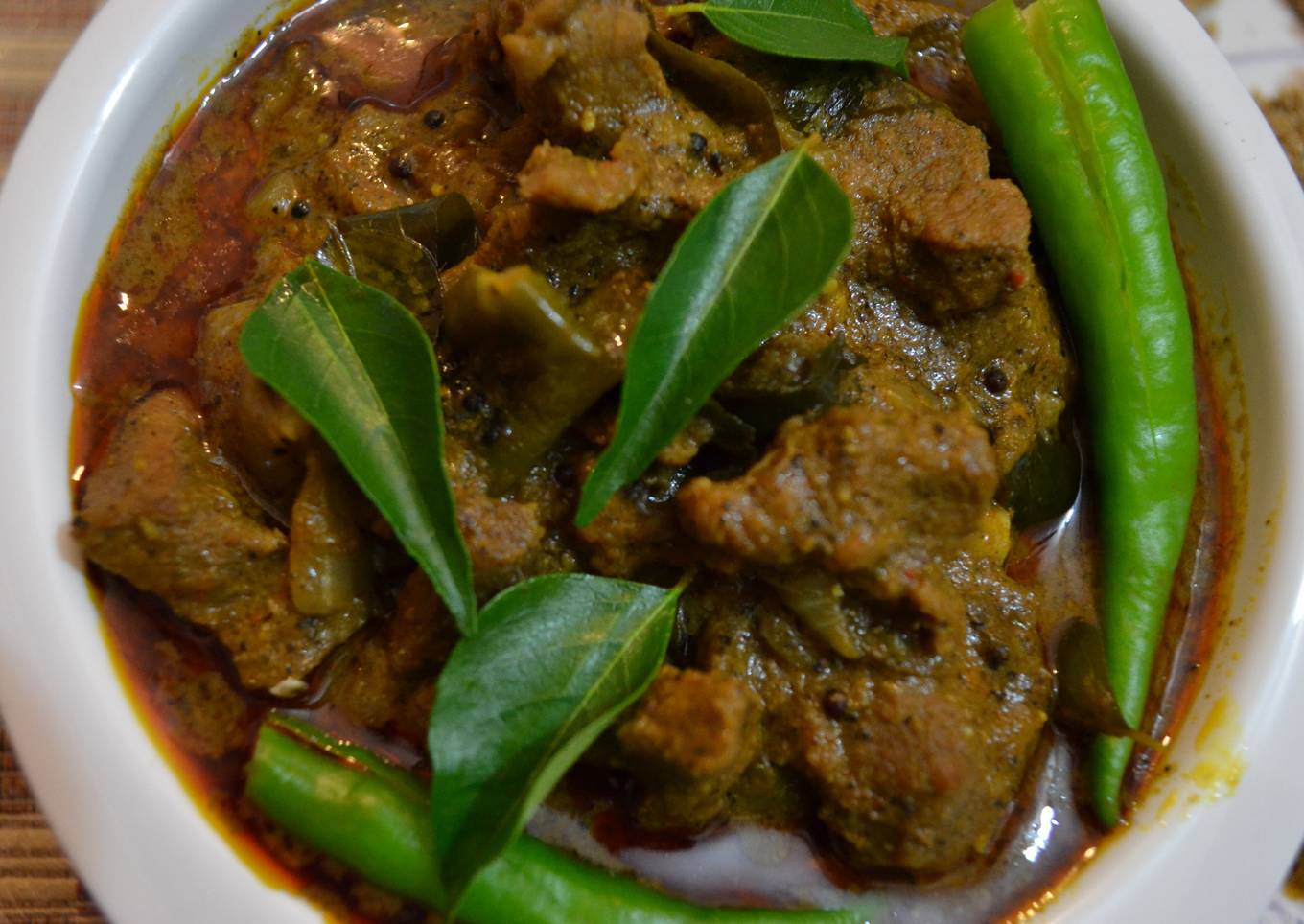 Beef Curry (Kerala Thattukada Style)