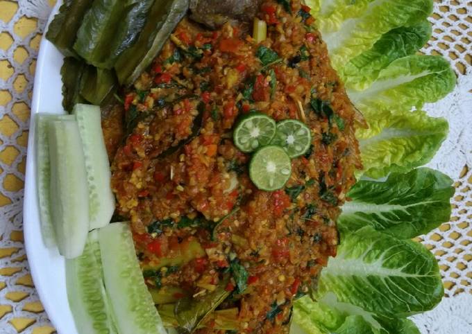 Resep Bawal Goreng Bumbu Genep Bali plus Kemangi Anti Gagal