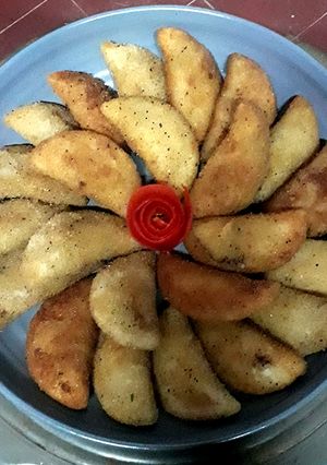 A picture of Prawn rissoles.