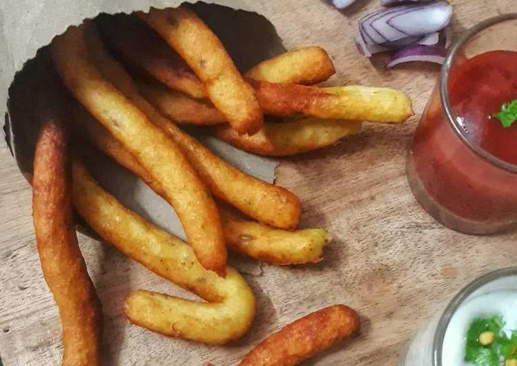 Simple Way to Prepare Perfect Spicy corn and lentil churros with curd dip