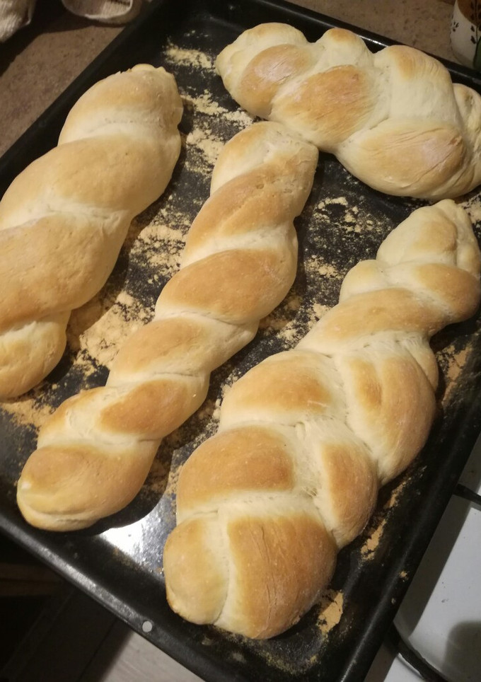 Una foto de Pan casero muuuuuy fácil y espectacular!!