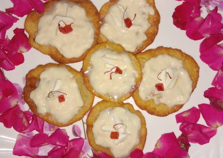 Steps to Make Favorite Rabri Malpuvaon
