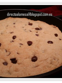 Una foto de Galleta gigante con pepitas de chocolate