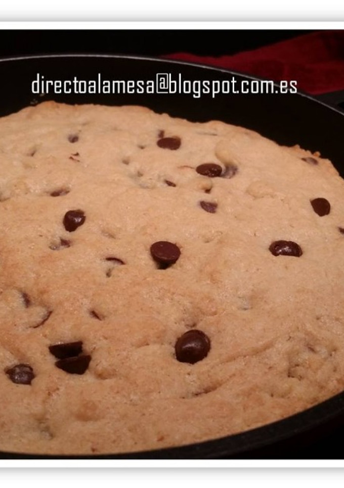 Una foto de Galleta gigante con pepitas de chocolate