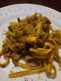 Fettuccine con tocineta y huevo