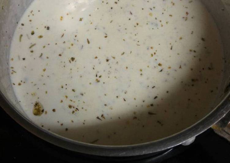 Steps to Prepare Quick Alfredo Sauce