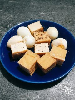 Hình của món Đậu hũ kho trứng cút.