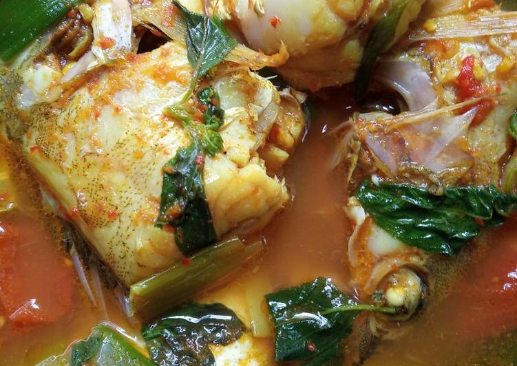 Cara Memasak Cepat Kerapu Kuah Asam Kemangi Enak Bergizi