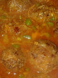 A picture of Veg Manchurian of wheat flour.