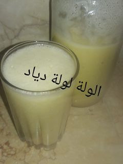 صورة لوصفة عصير الموز والليمون والبرتقال