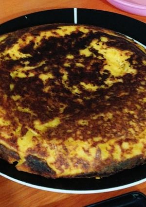 Una foto de Chipa guasu en la sartén