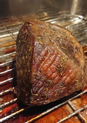A picture of Marinated Roasted Beef.
