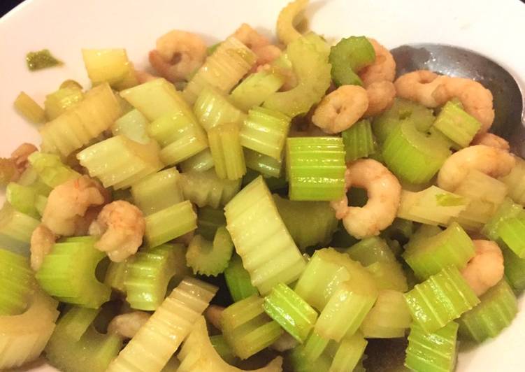 Celery with prawns