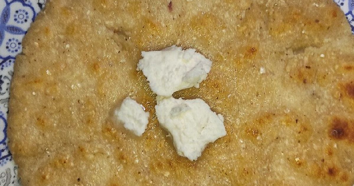Wihte Roti White Makki Ki Roti 😋 Recipe by Bushra Mazhar - Cookpad
