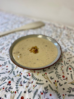 Foto principal de Salsa de queso azul y nueces para carnes - especial Navidad