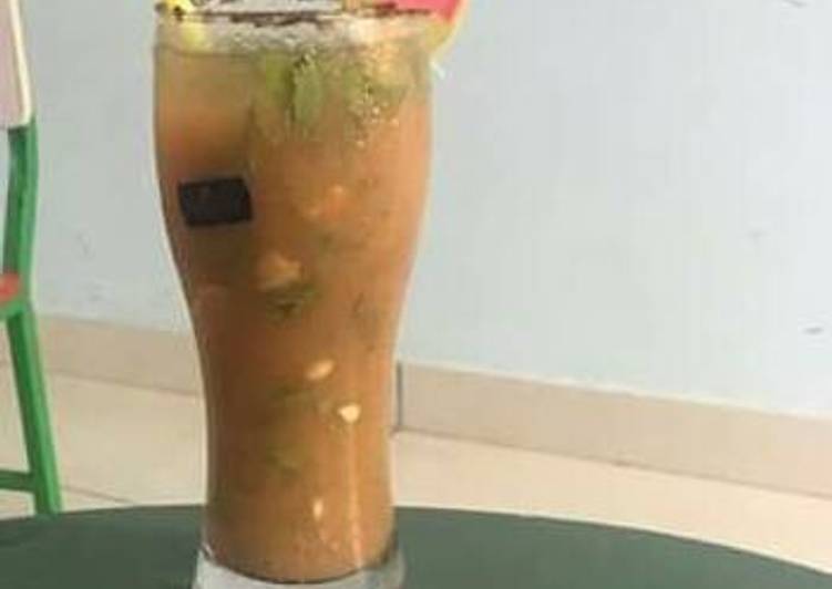 Easiest Way to Prepare Perfect Chilli mint with guava twist drink
