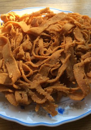 A picture of Ribbon pakoda.
