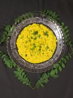 વઘારેલી રોટલી (Vaghareli Rotli Recipe In Gujarati) રેસીપી મુખ્ય ફોટો