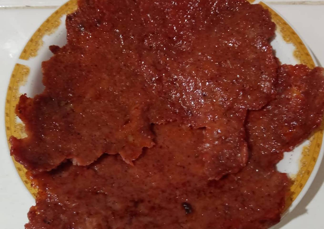 Dendeng babi (tidak halal)