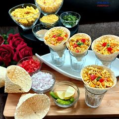 A picture of Papad cone chat.