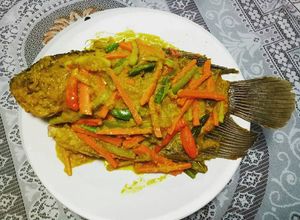 Foto resep Gurame Pesmol Acar Kuning