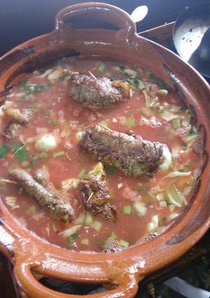 Una foto de Bistec relleno, en caldillo y con verduras a la Mario, s
