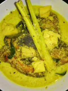 Foto resep Ikan gurame bumbu kuning