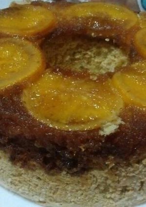 Una foto de Torta de naranja invertida