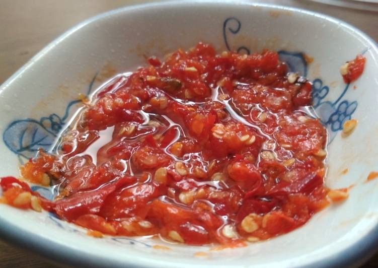 Langkah Mudah untuk Menyiapkan Sambel korek, Lezat