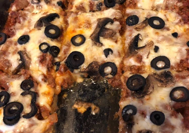 Pizza bake with zucchini crust Pizza bake with zucchini crust