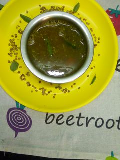 கொள்ளு மிளகு ரசம் (Kollu milagu rasam recipe in tamil) செய்முறை முக்கிய புகைப்படம்
