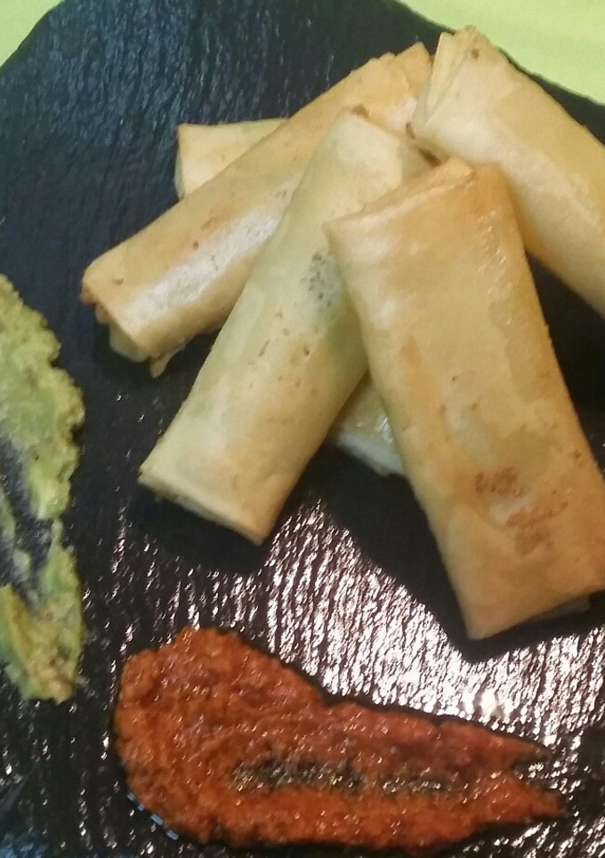 Una foto de Rollitos de langostinos