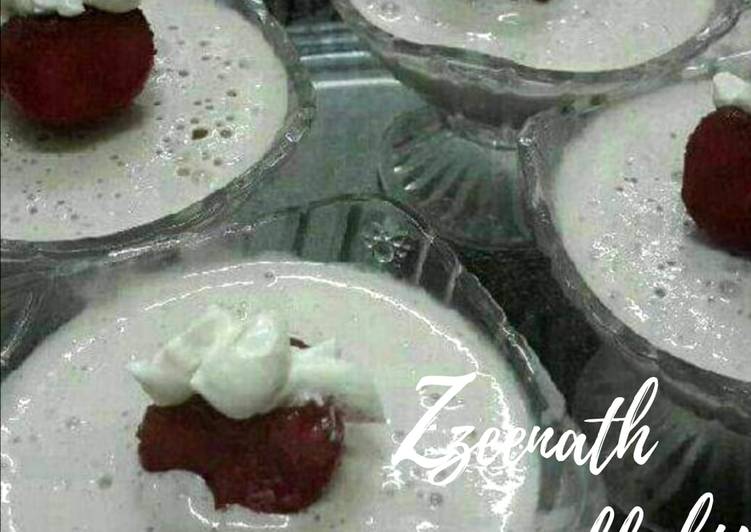 Recipe of Favorite Strawberries and Cream