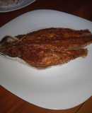 Pescado con aderezo de mayonesa -chipotle de un estudiante